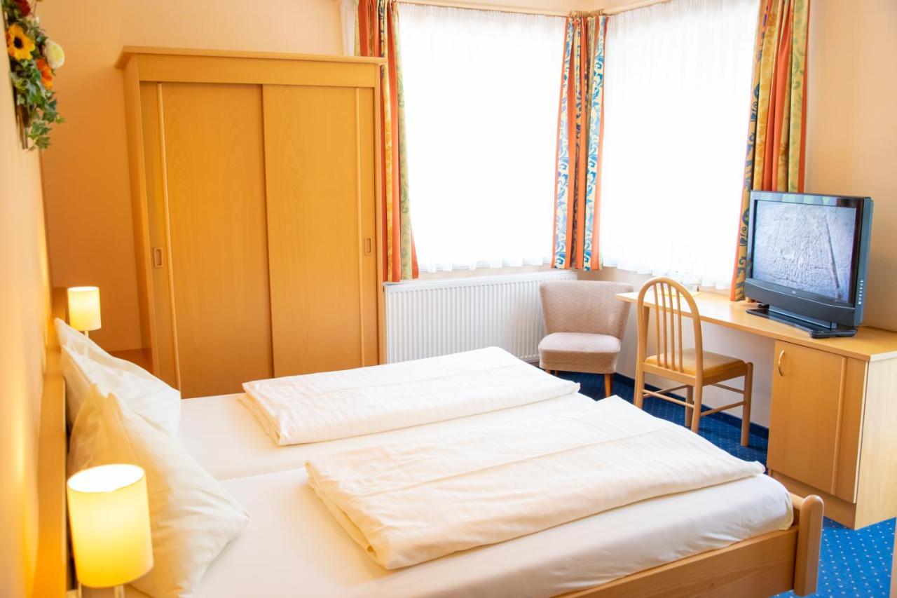 Strandhotel Burgstaller Feld am See Exterior photo