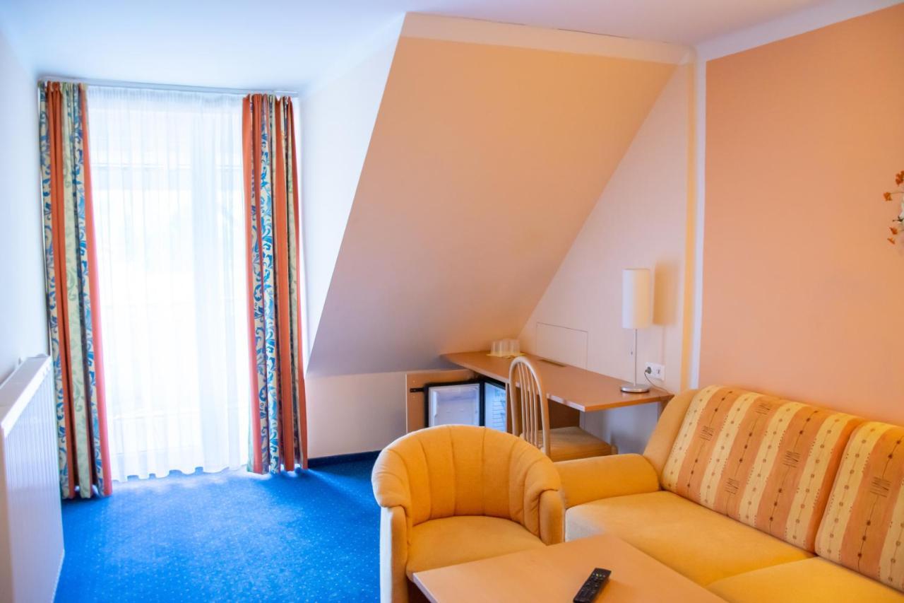 Strandhotel Burgstaller Feld am See Exterior photo