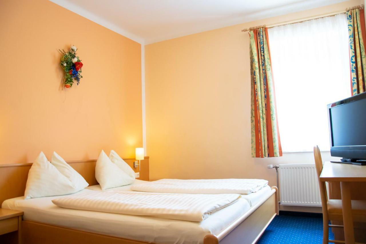 Strandhotel Burgstaller Feld am See Exterior photo